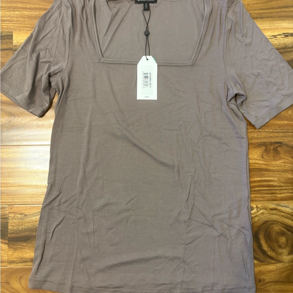 Universal Standard Gray Fitted Short Sleeve T-Shirt
